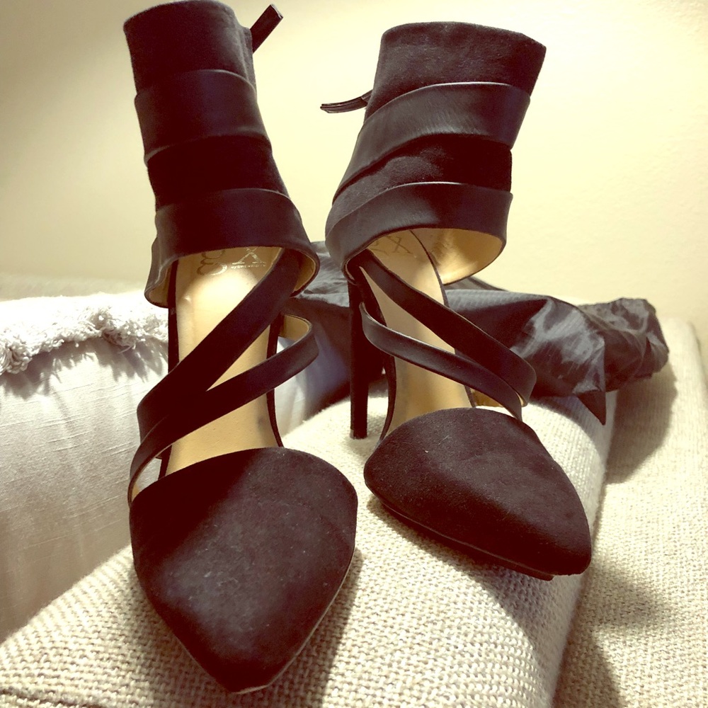 L.A.M.B Black leather and Suede Heels